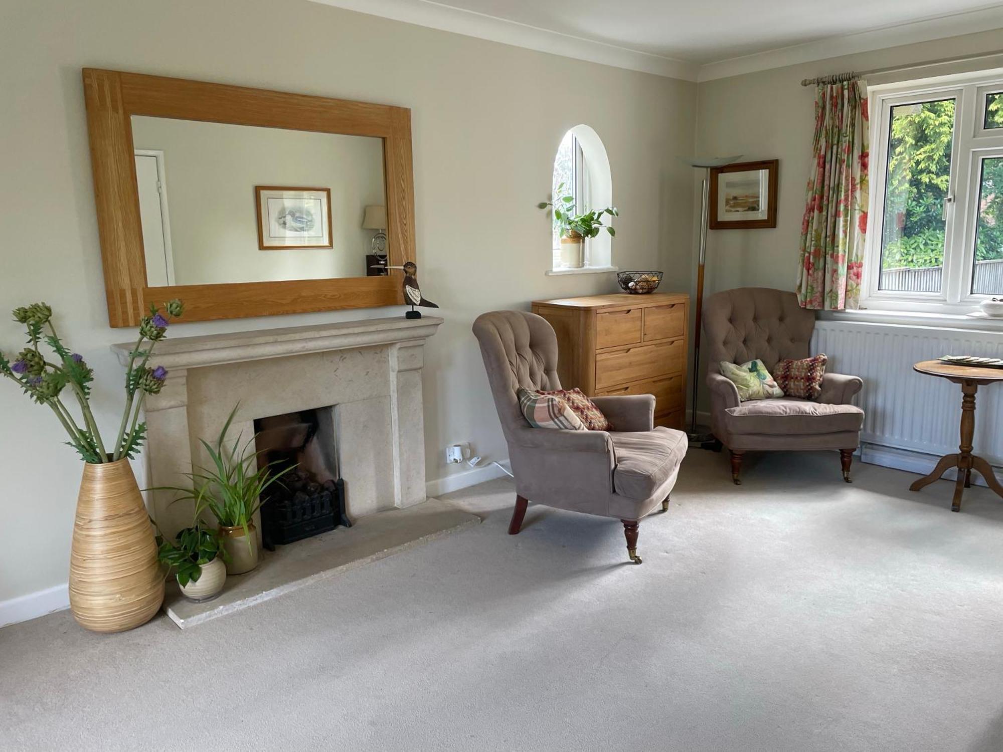 Charming Bournemouth House With Beautiful Spacious Gardens, 5 Min Drive To Beaches, Free Parking For 2-3 Cars Esterno foto